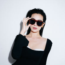 DOCTOR H Smart Glasses - IntelliShade Sunglasses